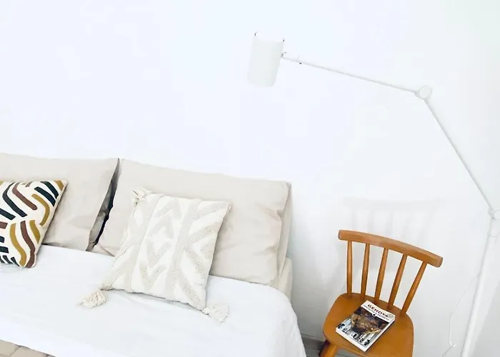 Chill And Cozy Stay Near Brignole